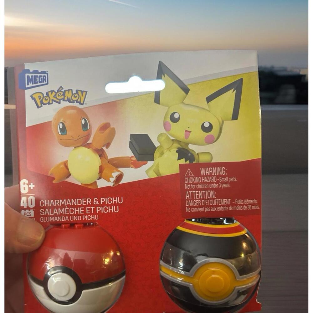 Mega Pokémon Building Toys Set Pichu & Charmander 40 Pieces